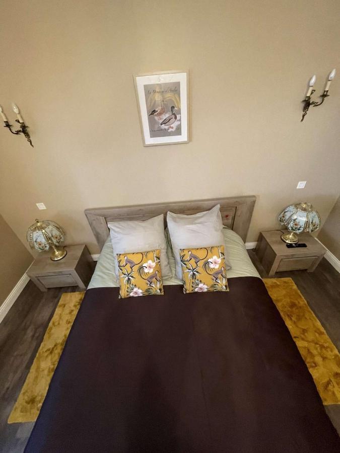 Bed and breakfast Domaine d'Aveluy Extérieur photo
